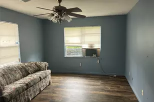 1301 Adell St, Bay City, TX 77414 - Photo 10