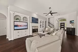 2 S Concord Valley Pl, The Woodlands, TX 77382 - Photo 14
