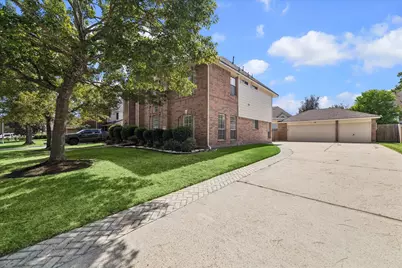 18619 Agile Pines Drive, Humble, TX 77346 - Photo 2