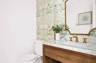 10831 Holly Springs Dr, Houston, TX 77042 - Photo 12