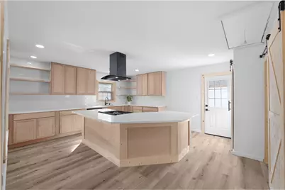 4623 Orange Street, Bacliff, TX 77518 - Photo 4