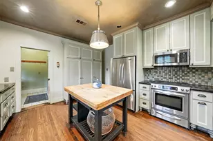 525 Teetshorn St, Houston, TX 77009 - Photo 12