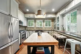 525 Teetshorn St, Houston, TX 77009 - Photo 10