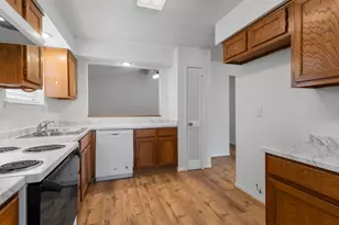1805 Willow Bend Rd, Wharton, TX 77488 - Photo 10