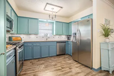 1223 Sailfish Street, Bayou Vista, TX 77563 - Photo 16