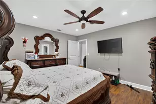 10802 Kirkwell Dr, Houston, TX 77089 - Photo 18