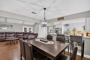 10802 Kirkwell Dr, Houston, TX 77089 - Photo 10