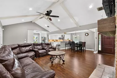 10802 Kirkwell Drive, Houston, TX 77089 - Photo 6