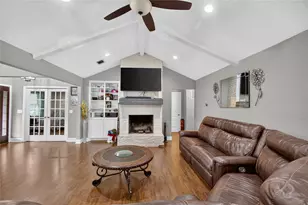 10802 Kirkwell Dr, Houston, TX 77089 - Photo 8