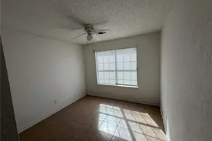 1917 Estate Dr, Deer Park, TX 77536 - Photo 8