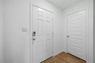 11931 Mulberry Vine Ln, Houston, TX 77048 - Photo 2