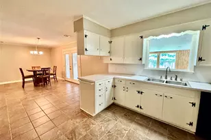 5050 Swallow Dr, Beaumont, TX 77707 - Photo 16