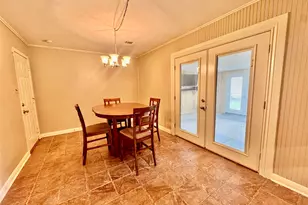 5050 Swallow Dr, Beaumont, TX 77707 - Photo 18