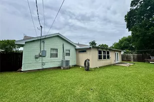 5050 Swallow Dr, Beaumont, TX 77707 - Photo 38