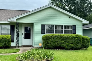 5050 Swallow Dr, Beaumont, TX 77707 - Photo 2