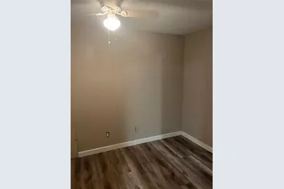 13172 S Lee Shore Drive, Willis, TX 77318 - Photo 10