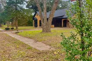 300 Dunnam Ave, Cleveland, TX 77327 - Photo 2