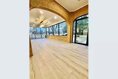 300 Dunnam Avenue, Cleveland, TX 77327 - Photo 6