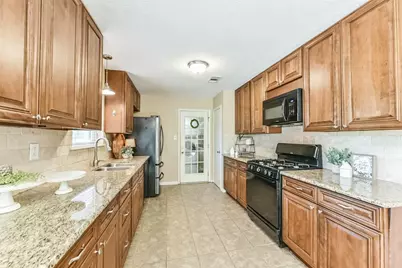 1518 Neptune Lane, Houston, TX 77062 - Photo 12