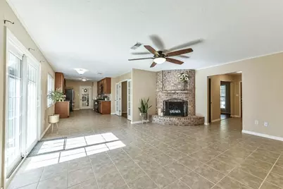1518 Neptune Lane, Houston, TX 77062 - Photo 4