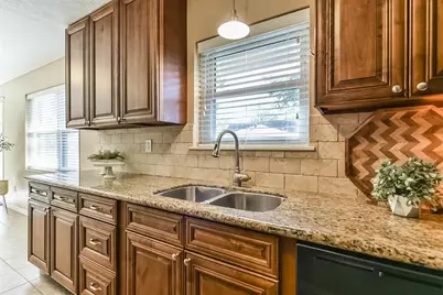 1518 Neptune Lane, Houston, TX 77062 - Photo 8
