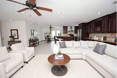 10667 Mayfield Road, Houston, TX 77043 - Photo 10