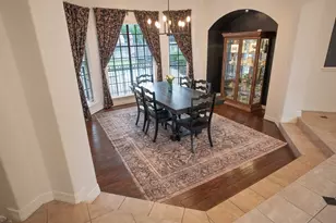 56 English Oak Ct, Lake Jackson, TX 77566 - Photo 8