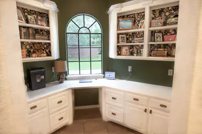 56 English Oak Court, Lake Jackson, TX 77566 - Photo 14