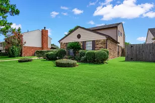4223 Glen Avon Dr, Pasadena, TX 77505 - Photo 2