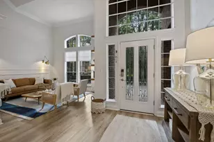 10 Newland Ct, The Woodlands, TX 77382 - Photo 4