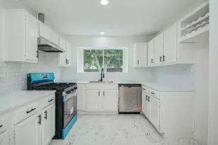 24127 Spring Towne Dr, Spring, TX 77373 - Photo 16