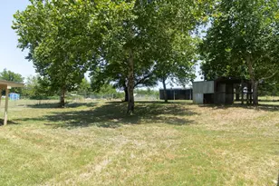 828 Armadillo Dr, Lorena, TX 76655 - Photo 36