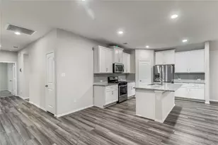 9257 Inland Leather Ln, Conroe, TX 77385 - Photo 22