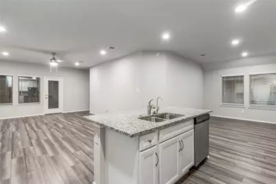 9257 Inland Leather Lane, Conroe, TX 77385 - Photo 14