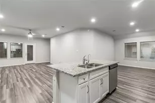 9257 Inland Leather Ln, Conroe, TX 77385 - Photo 14