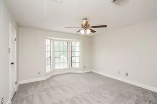 17263 Saturn Ln, Houston, TX 77058 - Photo 10