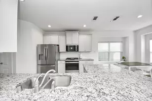 30207 Twisting Springs Dr, Fulshear, TX 77423 - Photo 10