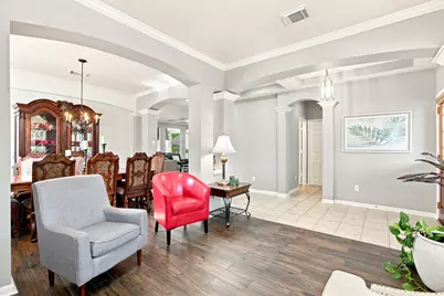 15214 Walden Park Court, Houston, TX 77049 - Photo 4