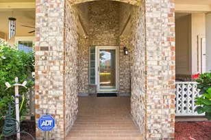 15214 Walden Park Ct, Houston, TX 77049 - Photo 6