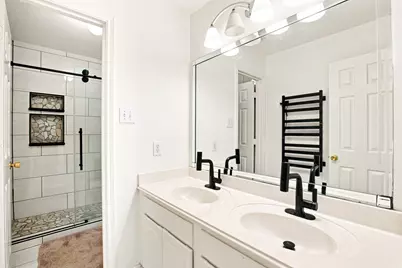 15214 Walden Park Court, Houston, TX 77049 - Photo 34