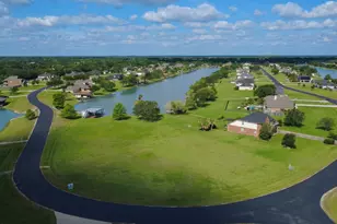 226 Lago Circle Dr N, Santa Fe, TX 77517 - Photo 1