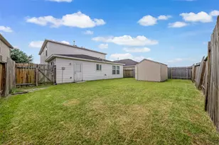 6627 Alum Rock Ln, Houston, TX 77048 - Photo 2