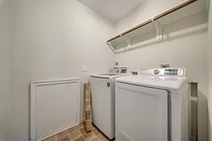 6627 Alum Rock Ln, Houston, TX 77048 - Photo 18