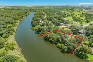 2910 Shady Creek Ln, Oyster Creek, TX 77541 - Photo 28