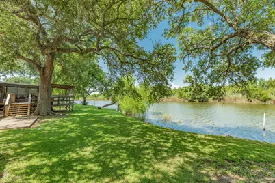 2910 Shady Creek Lane, Oyster Creek, TX 77541 - Photo 1