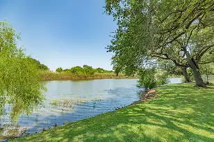 2910 Shady Creek Ln, Oyster Creek, TX 77541 - Photo 26