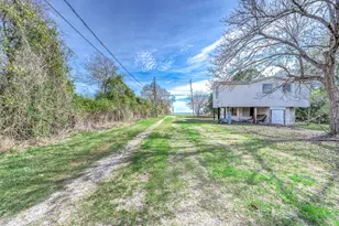 9898 Tri City Beach Rd, Baytown, TX 77523 - Photo 4