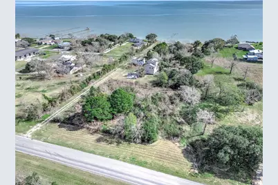9898 Tri City Beach Road, Baytown, TX 77523 - Photo 30