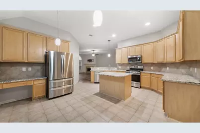 4812 Lakefront Terrace Drive, Pearland, TX 77584 - Photo 8