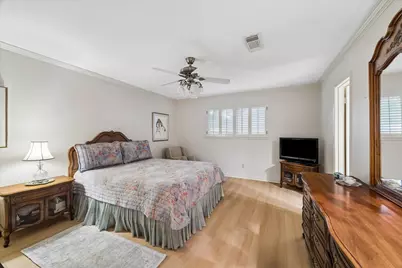 1926 Twin Springs, Kingwood, TX 77339 - Photo 14